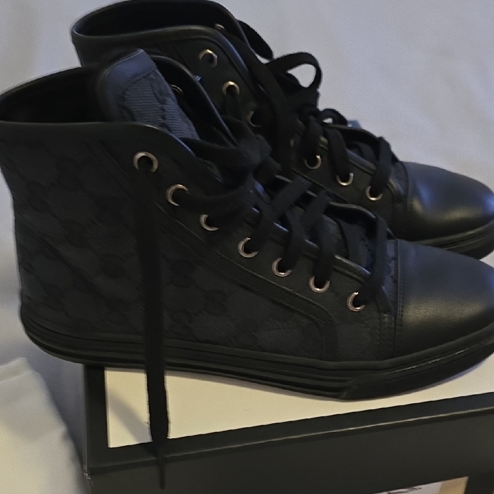 Gucci Black High-Top Sneakers Canvas Minimalist Design
